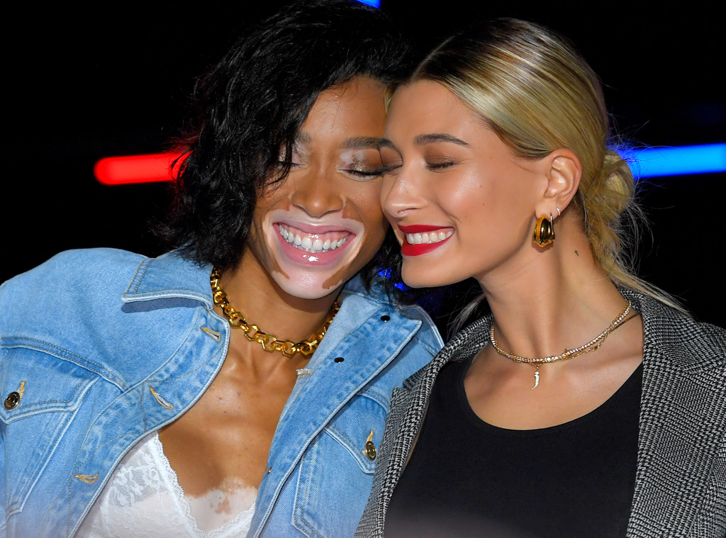 Winnie Harlow, Hailey Baldwin Winnie Harlow, Hailey Baldwin